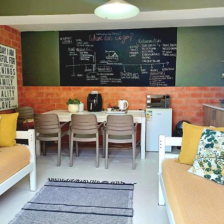 Anna's Place Jeffreys Bay Exterior foto
