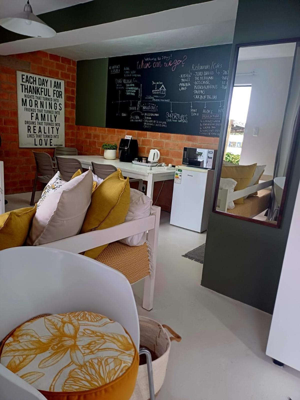 Anna's Place Jeffreys Bay Habitación foto